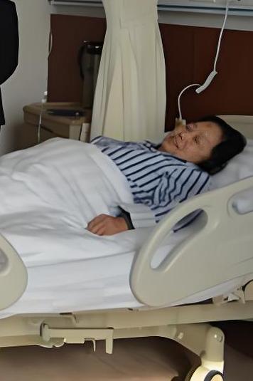 慢阻肺血氧低，日常生活中，注意避免这四点。对于慢阻肺患者而言，血氧饱和度下降