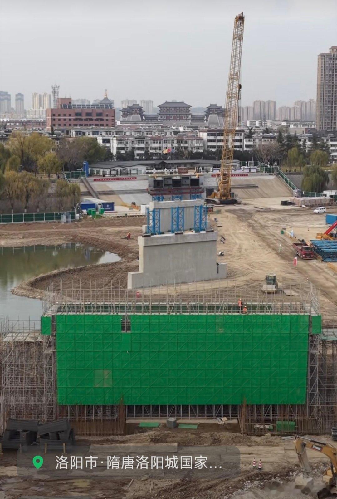洛阳头条新天津桥项目承台大部分完成，墩柱即将完成过半！