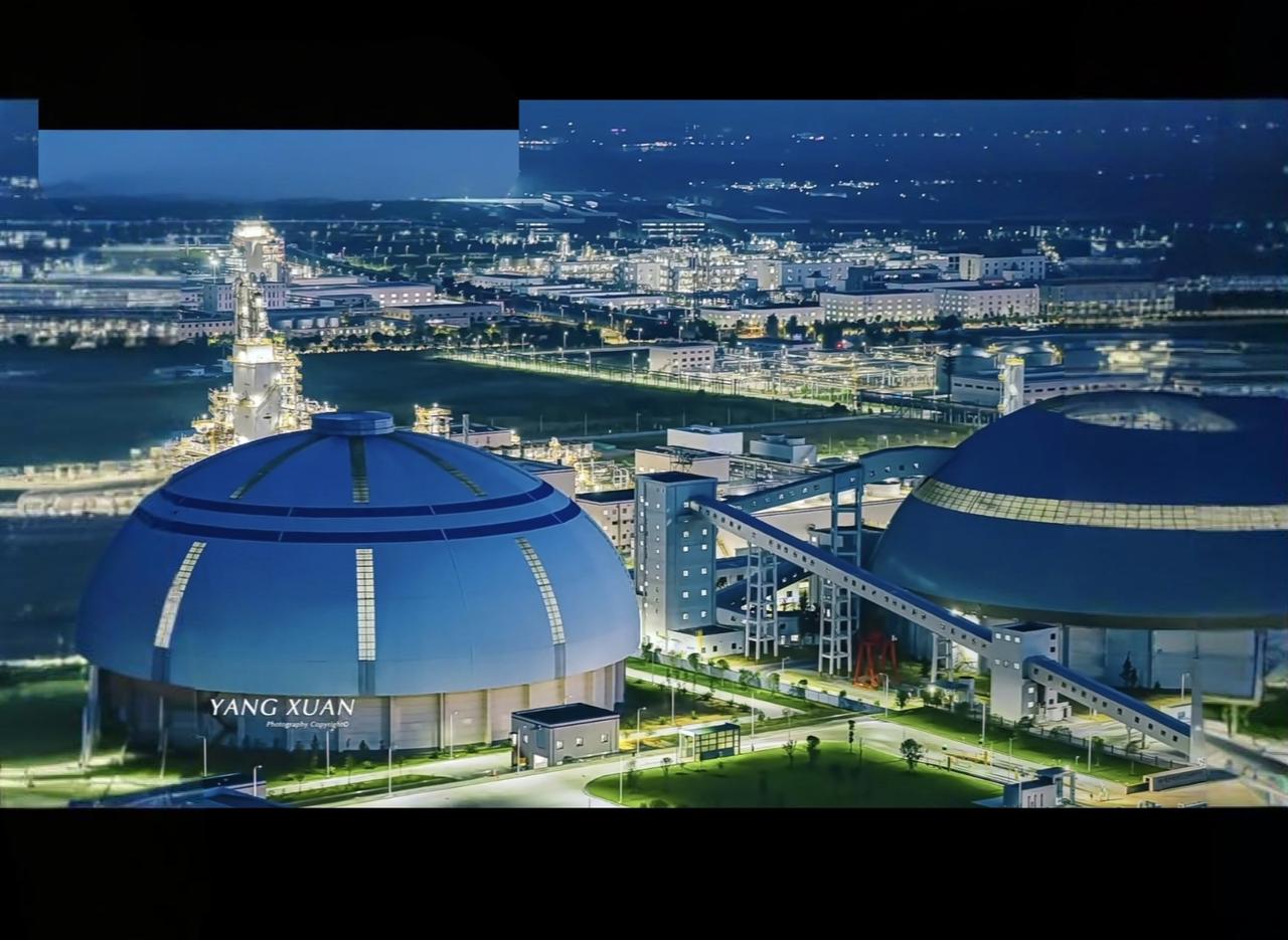 宁德时代宜昌邦普五年成长为百亿企业。2025年，宜昌邦普全链条一体化产业园区产