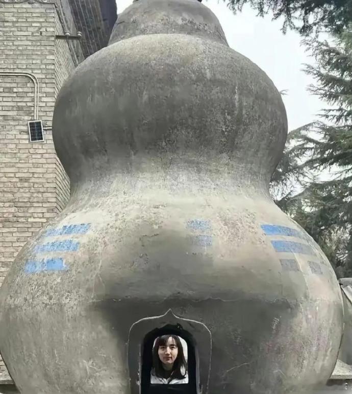 拍是拍完了，怎么说呢？[笑着哭]