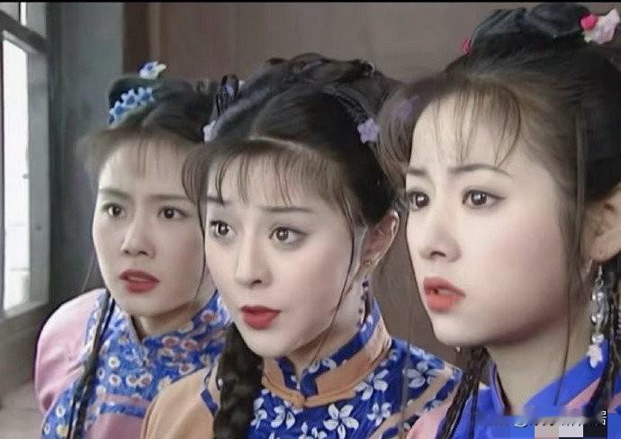 当年曾有很多人质疑琼瑶选紫薇这个角色，怎么选了一个这么不好看的女生，还不如丫鬟“