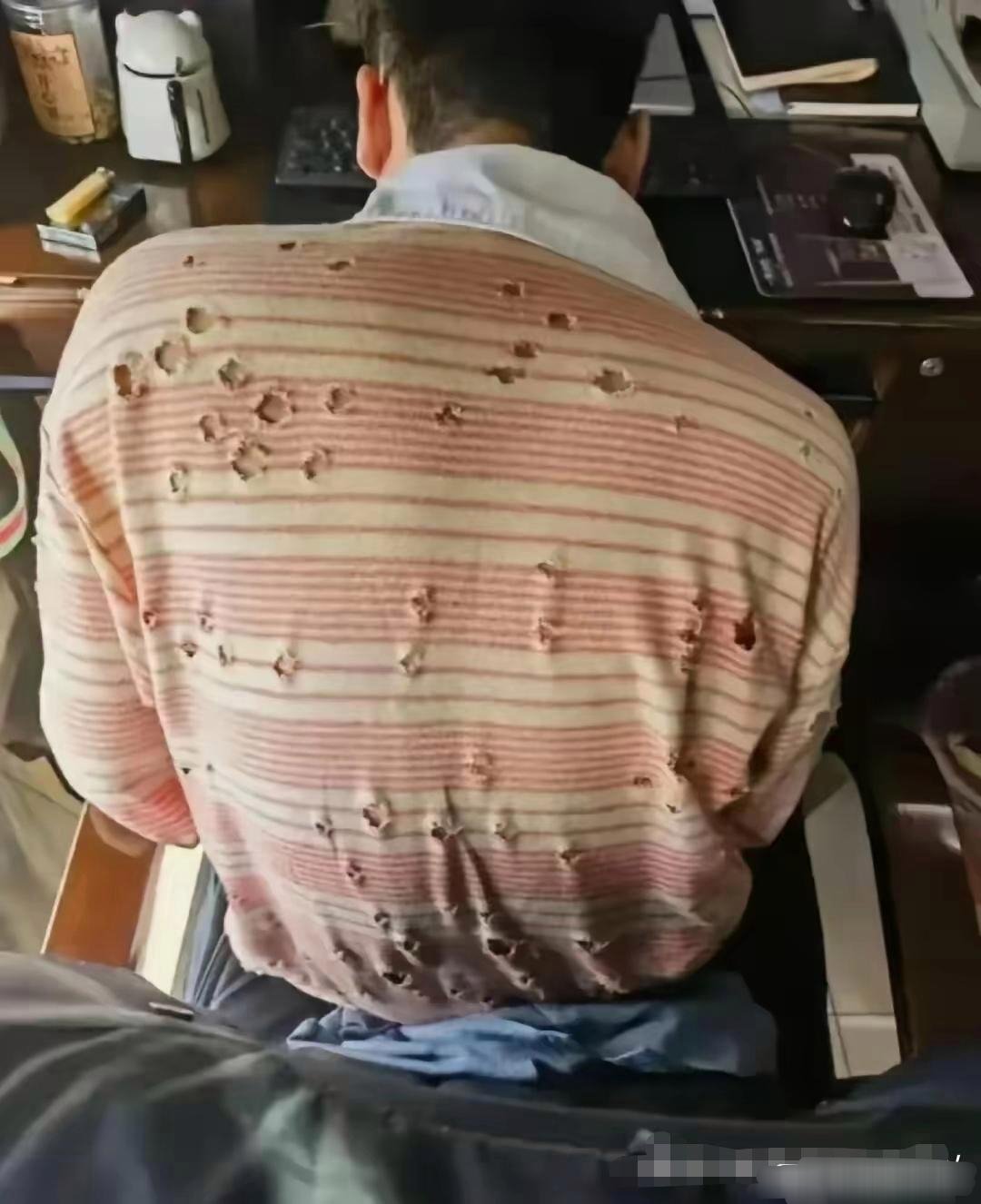 本来有点同情他，后来发现是自己格局小了