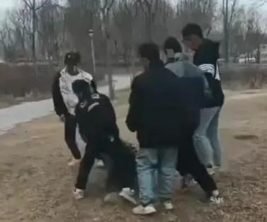 真是又震怒又心碎！银川12岁男孩小泽，因拒绝