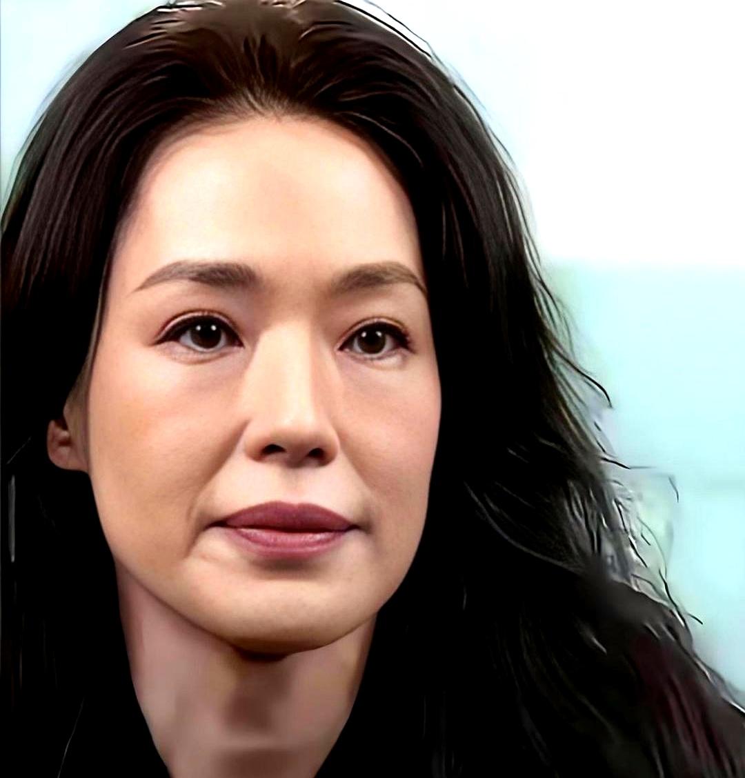 你敢相信吗？身价过亿的顶级女星，卸了妆居然和我们小区里刚买完菜的王阿姨没啥两样