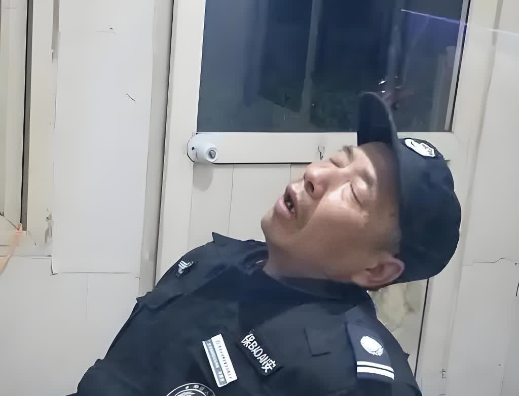 成都王谋雅事件，撕开了物业最后一层遮羞布！65岁保安，真的能保平安吗？成