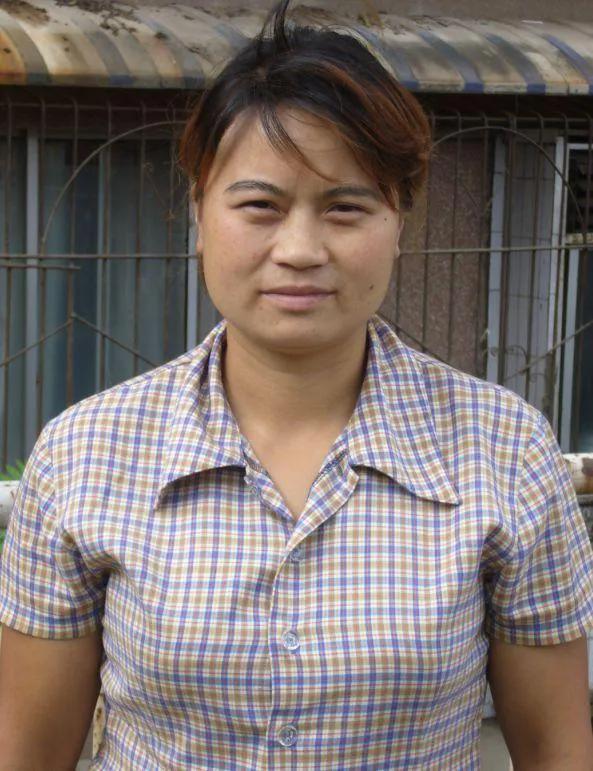 1999年，贵阳一妈妈给5岁双胞胎女儿过生日，出门买蛋糕，却一声不响的消失了。女