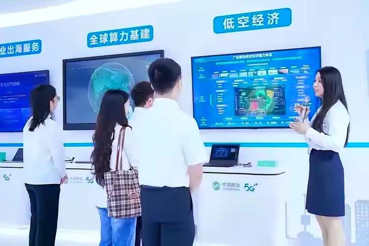 伤害性不大，侮辱性极强！当中国移动、中国电信、中国联通三大运营商加速5G-A商