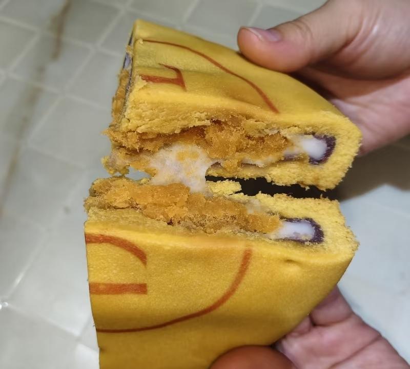 胖东来为什么经营得好？看看人家大月饼怎么卖就知道了。一个足足有分量的胖东