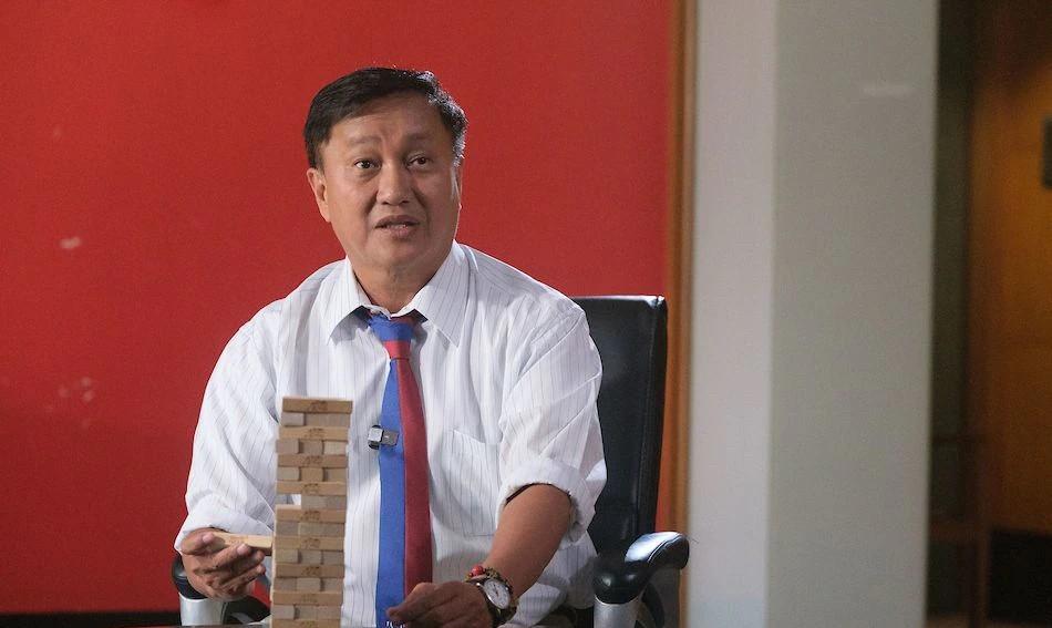 周二，菲律宾媒体引述报道称，中国外交部宣布对菲律宾前参议员弗朗西斯·托伦蒂诺（F
