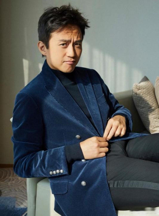 1.邓超和鹿晗关系更好，陈赫就是和谁都好和谁都不好。2.小沈阳19岁就和沈春阳在