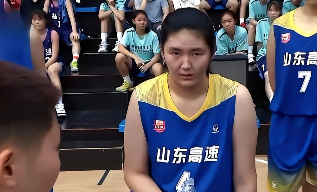 张子宇一顿饭吃多少听说张子宇训练前加餐要吞八颗水煮蛋，食堂的蒸屉得单独腾出两层