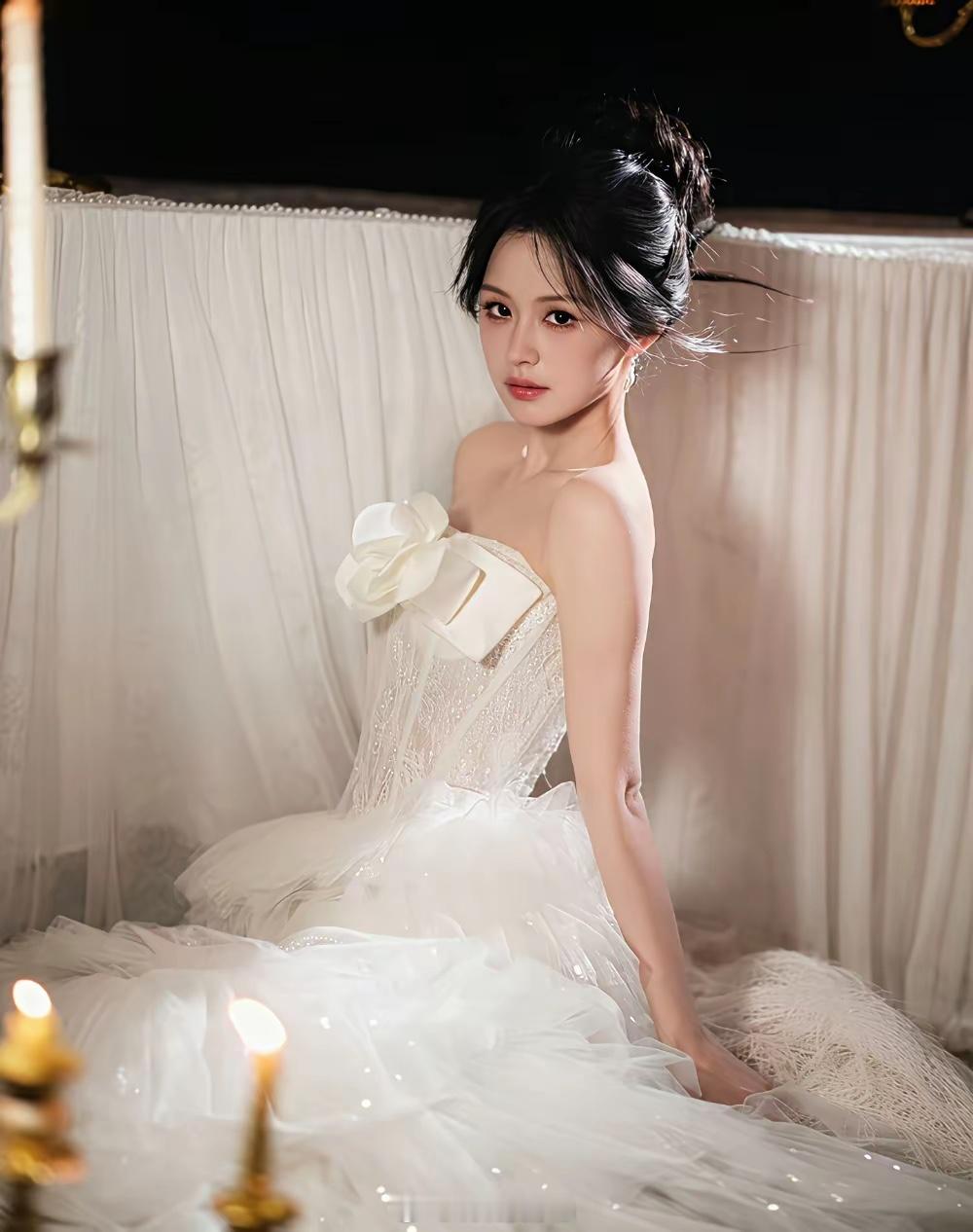 余茵还是很仗义短剧女演员没有一个出来支持郭宇欣余茵站出来了，一下子就知道哪些人是