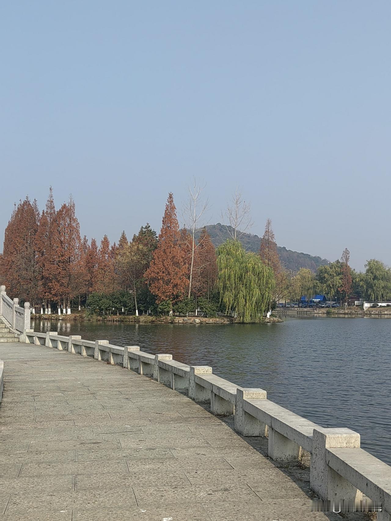 两个人维持长久的关系，靠的是什么？都说二婚男女若不一起生个孩子，二婚过不长。最