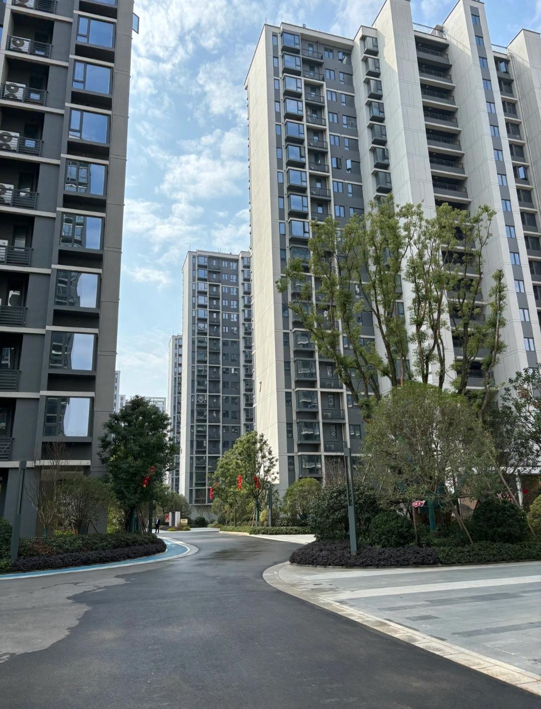 滴水之恩该不该涌泉相报?大姑姐买房，婆婆竟然挪用了自己所有的养老钱80万，全都