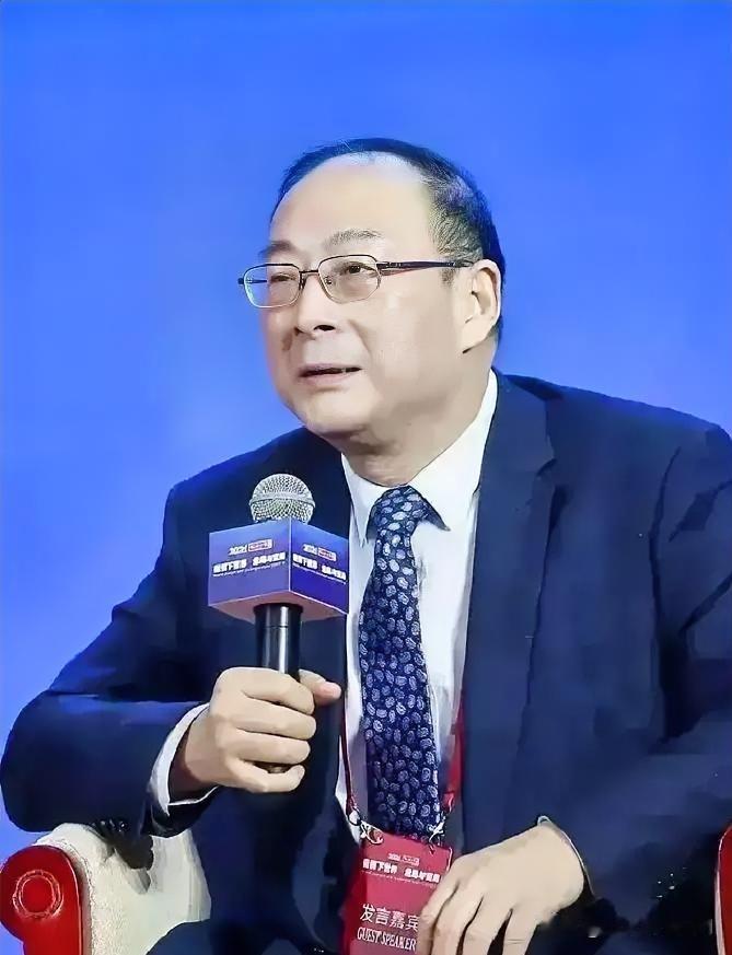 金灿荣解读俄乌冲突收尾：三方格局重塑，俄中合作成关键中国学者金灿荣预判，若