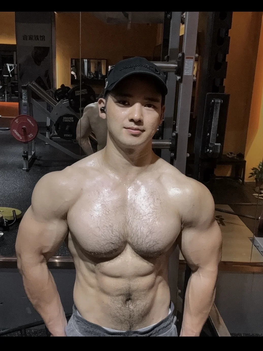 雕刻肌肉