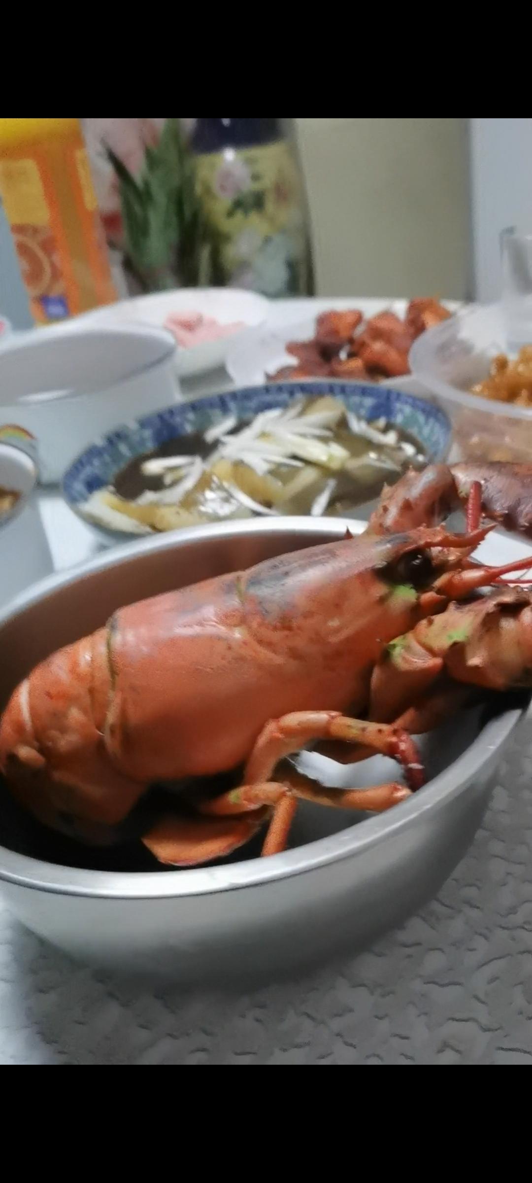 宝贝过生日，非要吃龙虾，满足