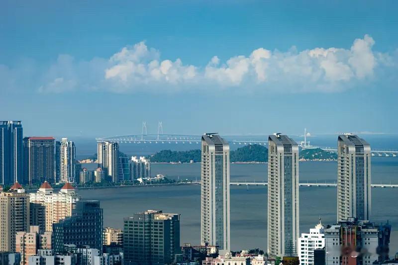 珠海楼市：市场冷暖早已彻底反转：巅峰时期横琴住宅均价一度冲高至5.6万/㎡，