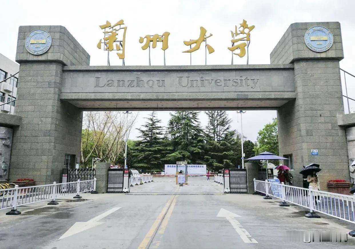 不知道大家有没有发现一个很现实的现象：曾经金光闪闪的211文凭，如今在求职、考研