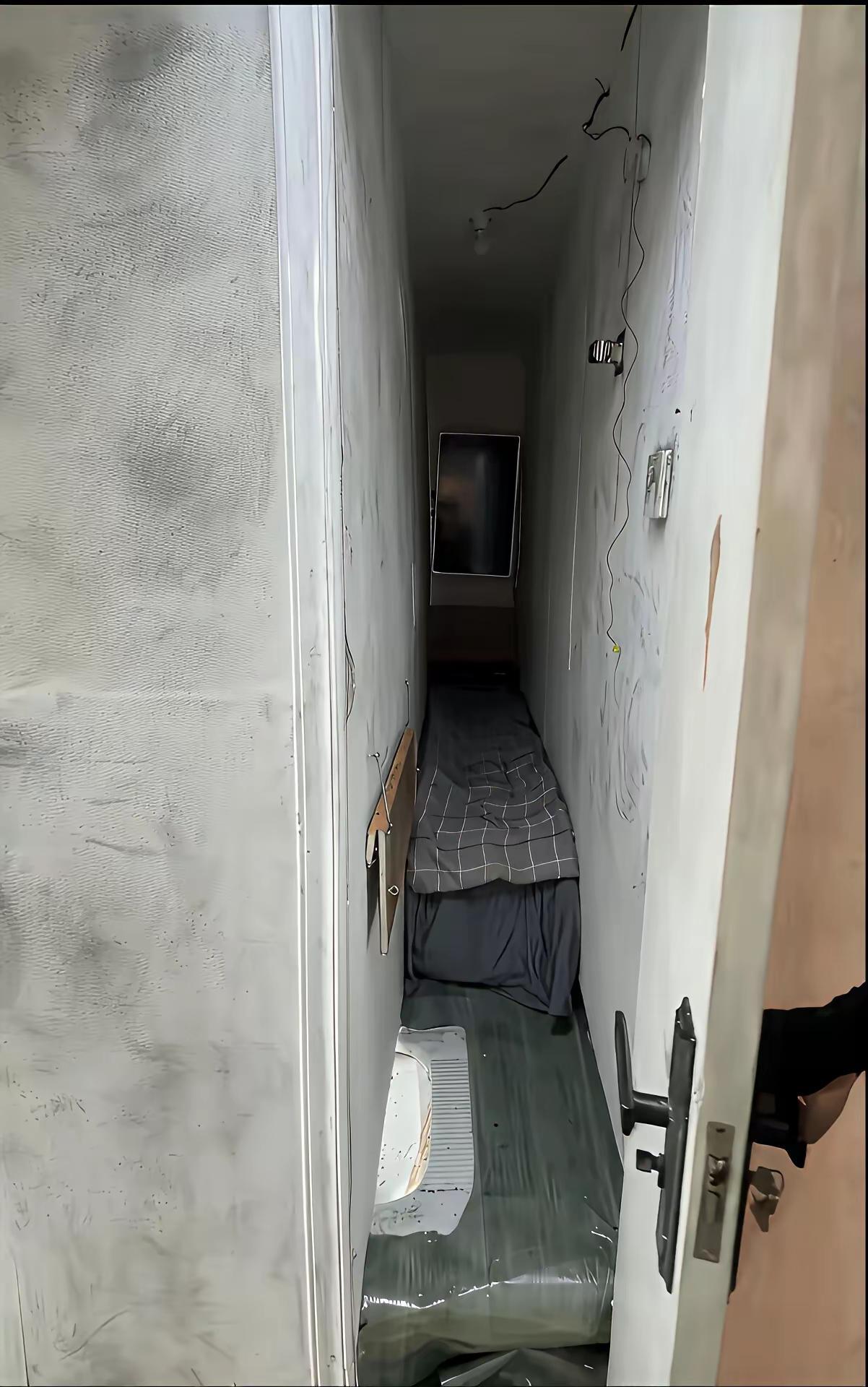 友友们，睡觉就这么点空间，住久了会不会得抑郁症？