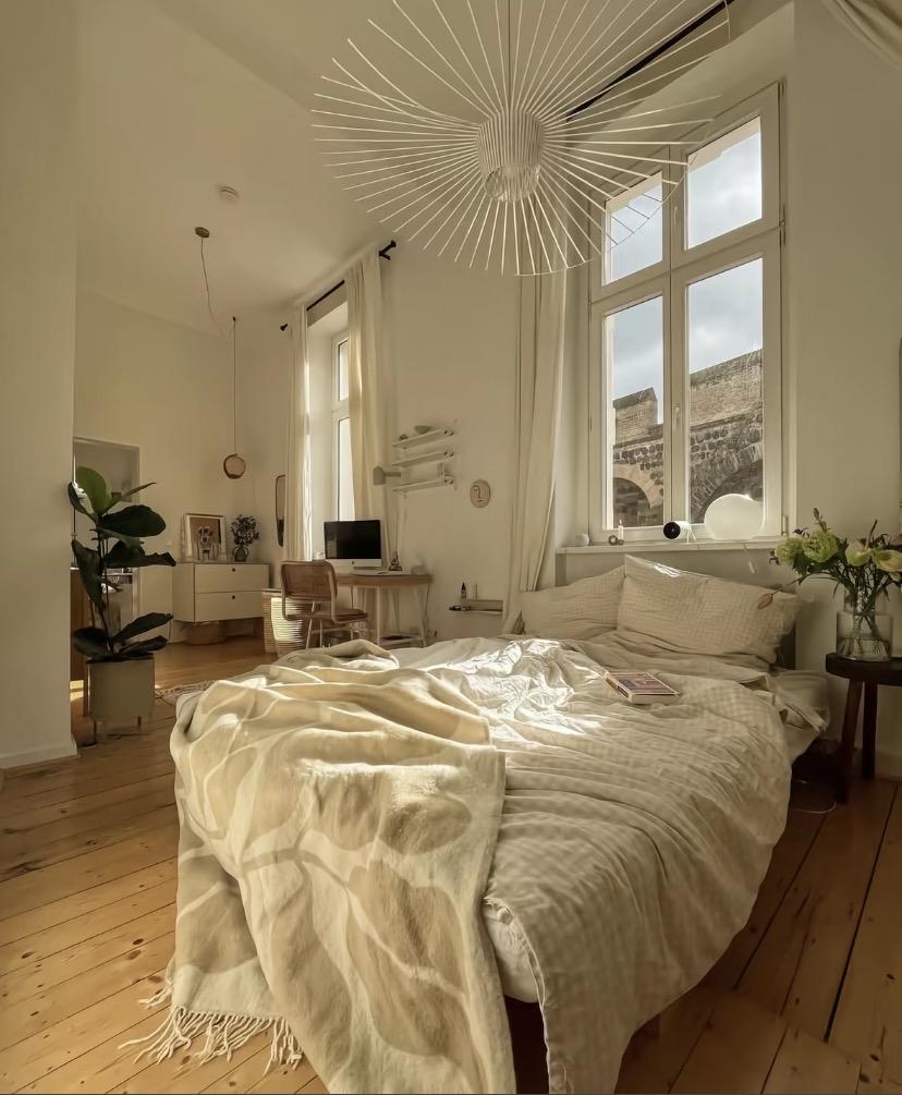 你最想在哪个床上睡觉！舒服的睡觉方式躺床不想动卧室小憩躺床上的自由你喜欢