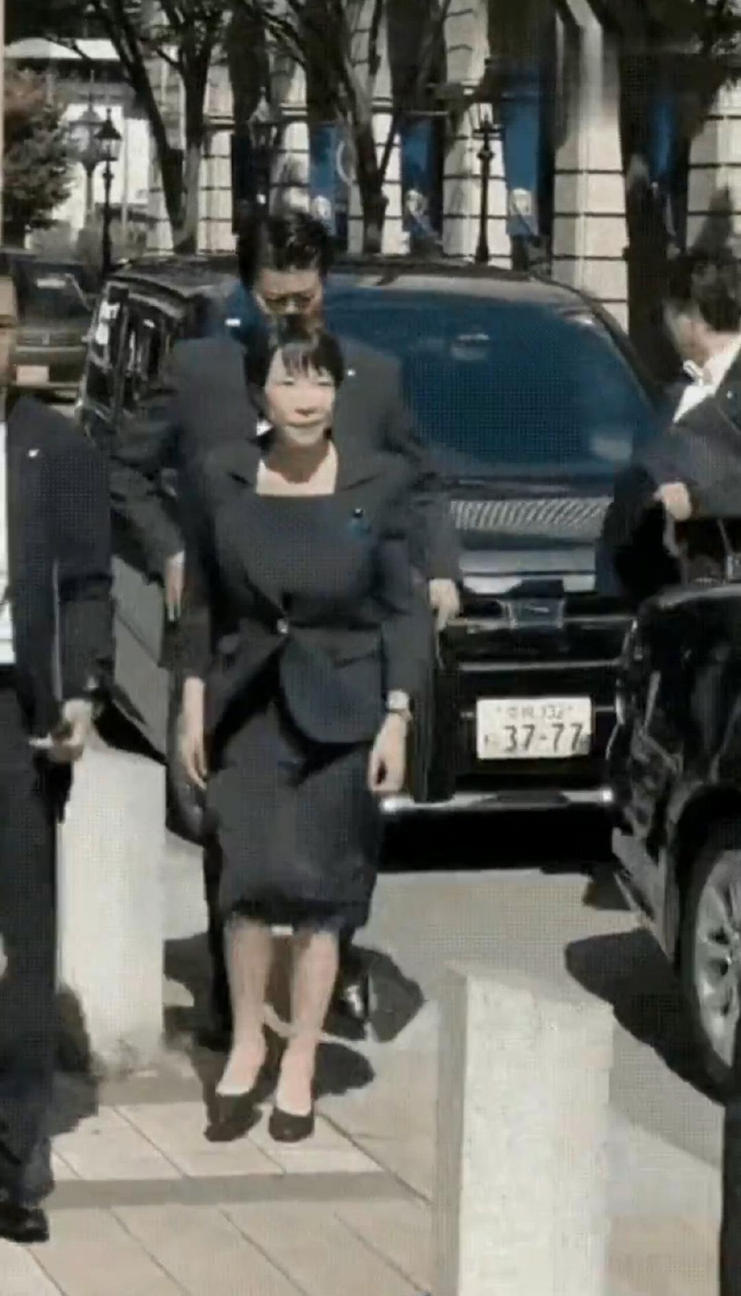 搞事的车牌号居然是真的，我一开始以为是AI