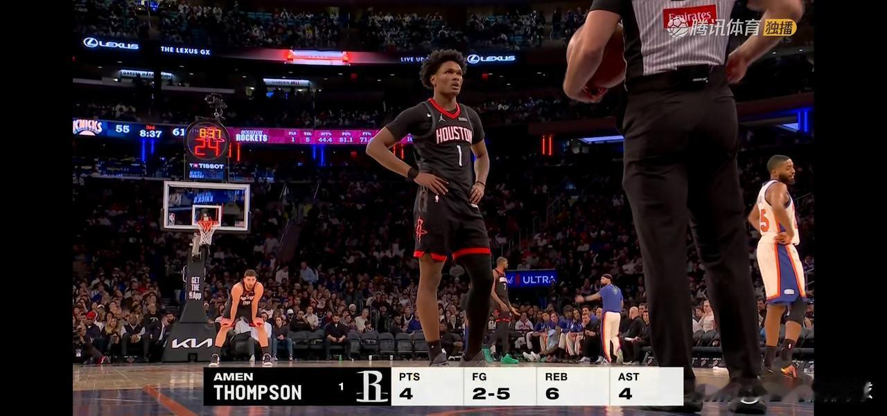 火箭核心阿门-汤普森真的和三分球有仇！在今天火箭客场以106：108不敌尼克斯的