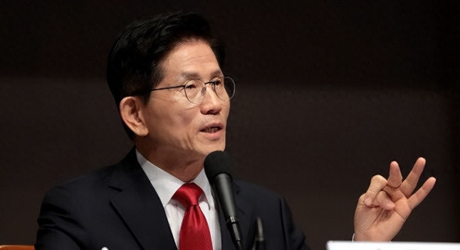 韩国执政党大选候选人金文洙表示：即使去监狱被折磨，也不会妥协