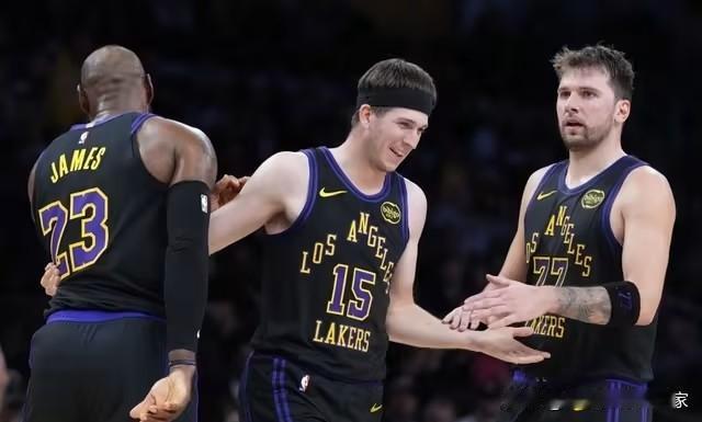 湖人三巨头进入全明星概率分析！票数+规则解读最新次轮票数：东契奇：222万