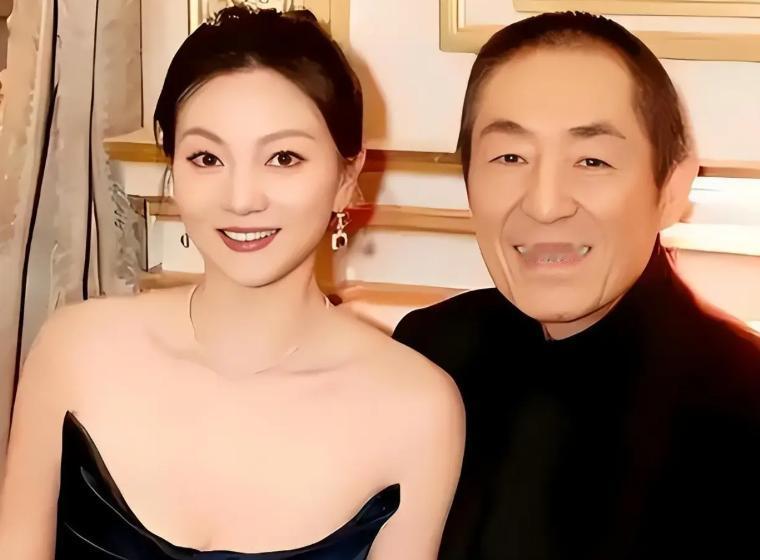当年，19岁陈婷带着50岁张艺谋回无锡老家，陈妈妈一看张艺谋，很是惊讶：“婷婷，
