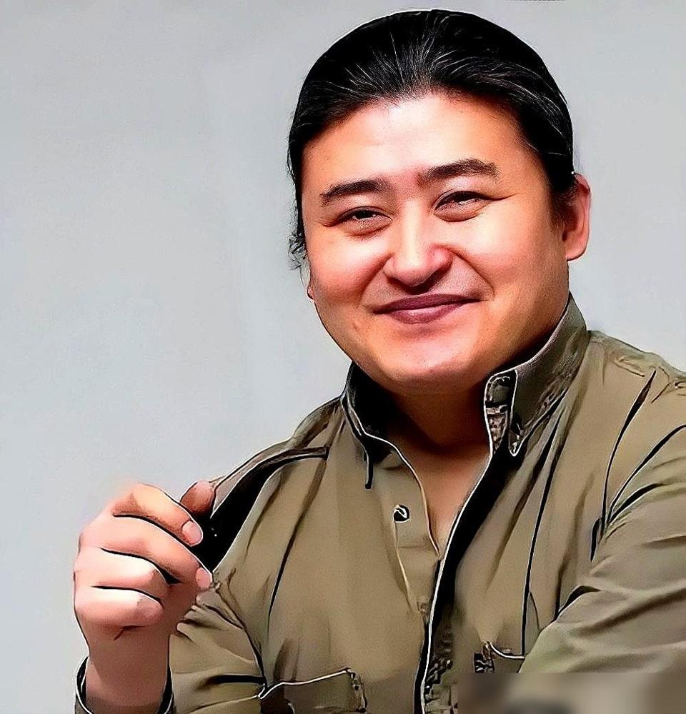 医院上班的朋友看了刘欢去世的消息说，带走他的根本不是股骨头坏死。这话我琢磨了好