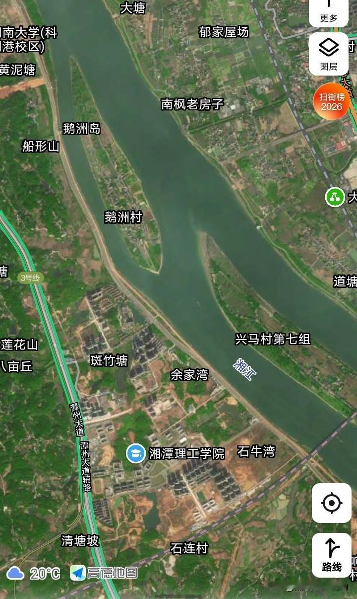 这几年九华北明显落寞了，几乎没有什么项目启动。早些年，仅凭房地产的风口，以及长