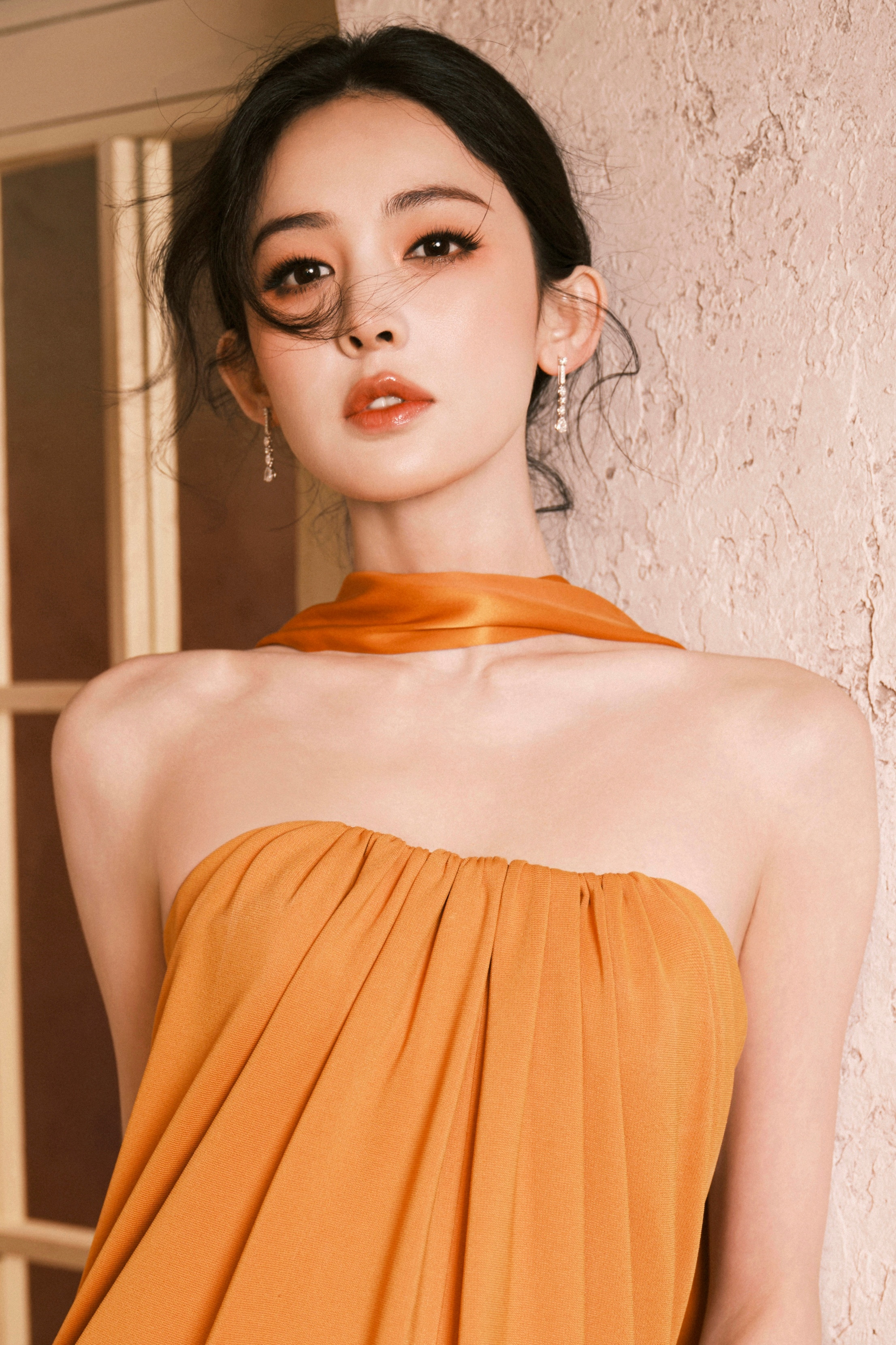 娜扎走秀好高贵娜扎VOGUE第二套造型出图，这套什么时候穿？期待现场直拍[打ca