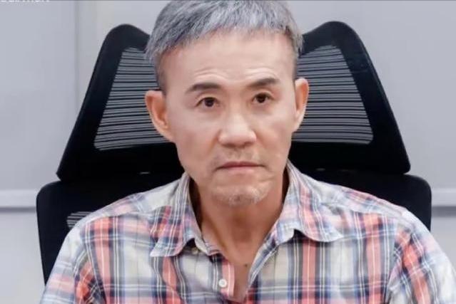 王石现在最担心的不是年轻漂亮的妻子田朴珺事业心有多强，也不是自己的养老金够不够花