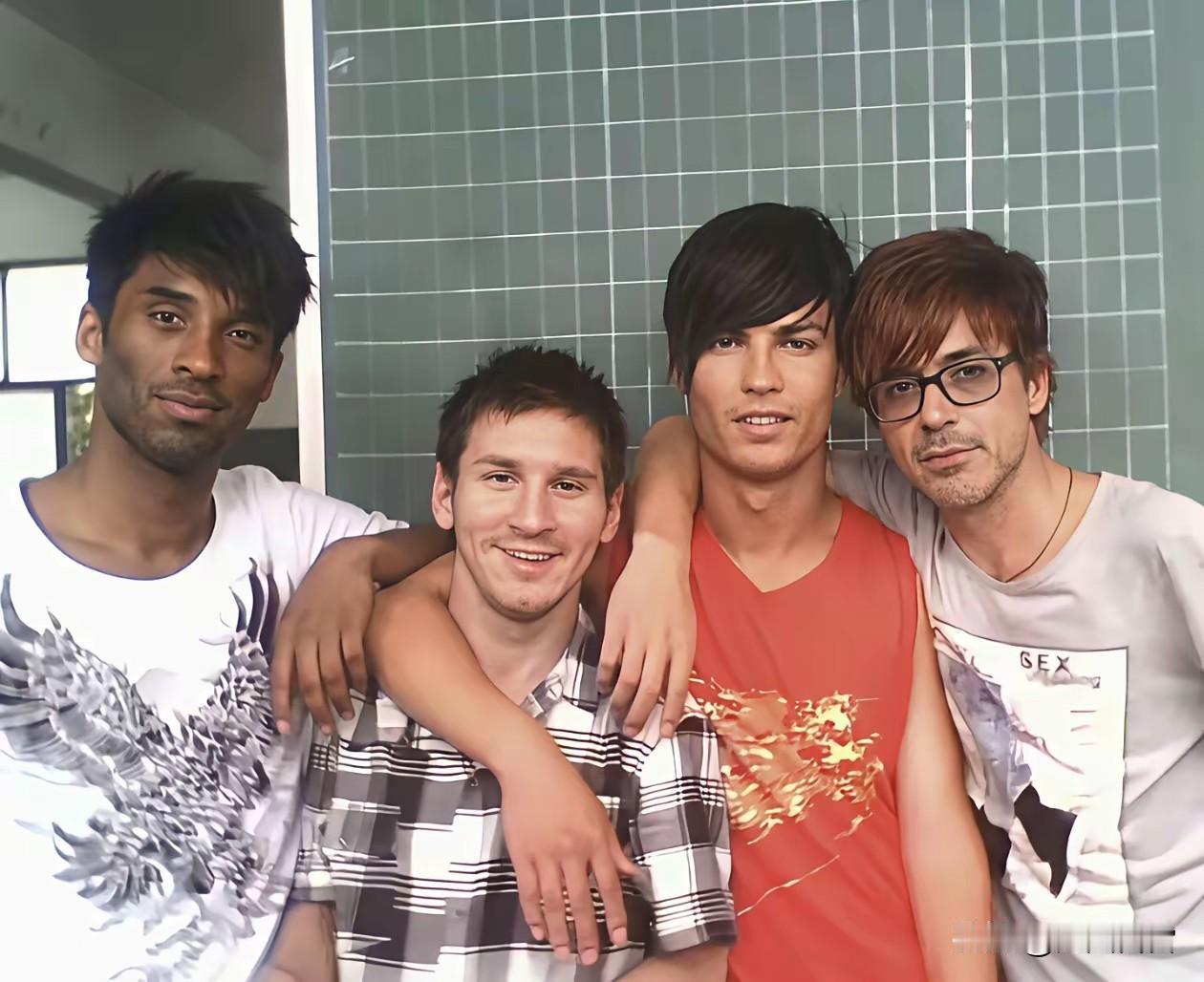 这几个高中生，你喜欢哪个？左边应该是科比，然后是梅西，再是C罗，最后哪个是谁