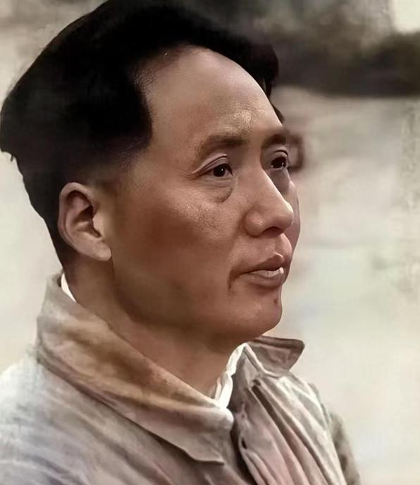 他们是怎么发现毛主席是个天才的？这个问题如果放回到上世纪二三十年代，其实答案