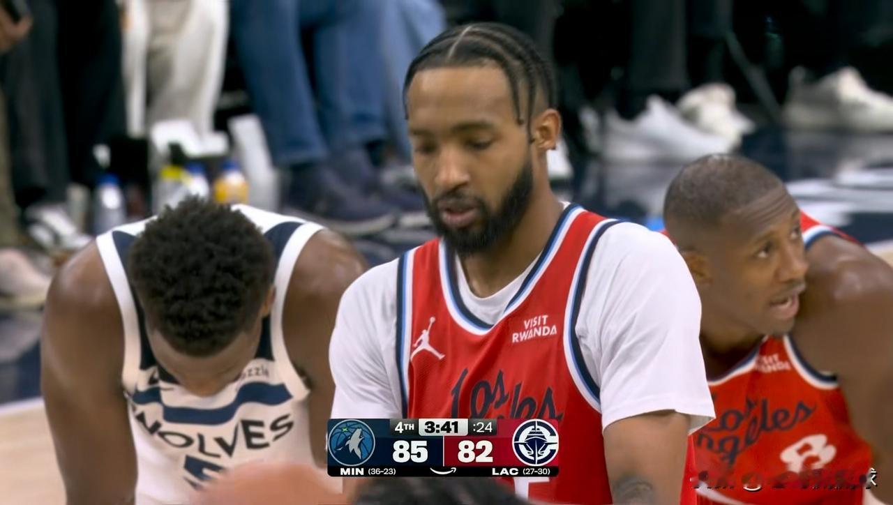 快船大将小琼斯真是问心无愧！虽然今天快船在主场以88：94不敌森林狼，但是小琼斯