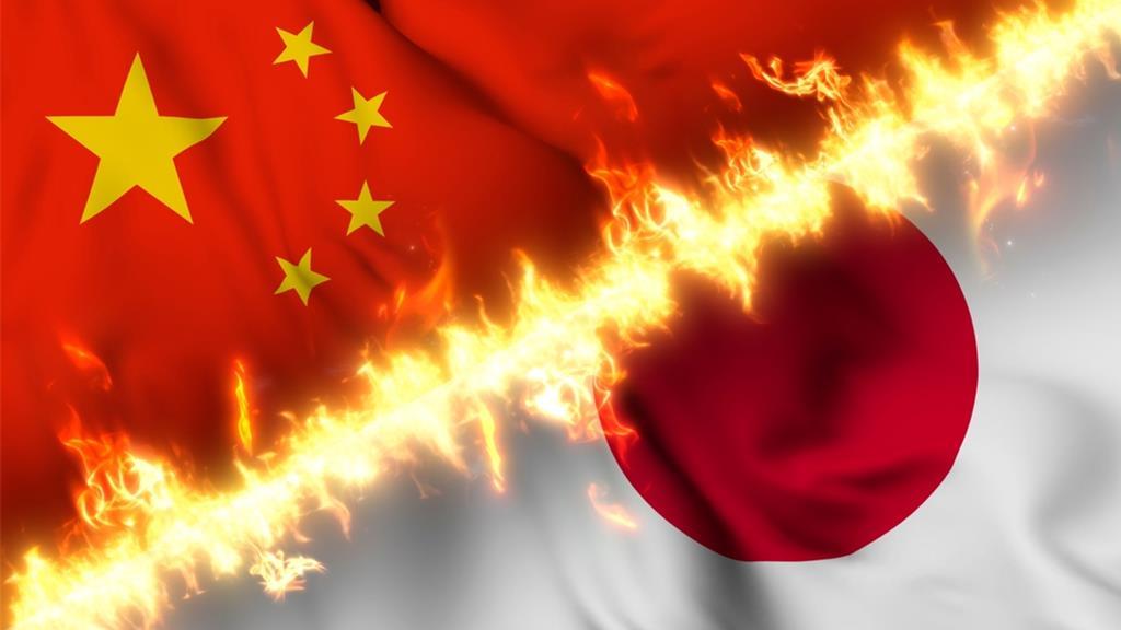 连续两天！根据日本共同社报导，日本海上保安厅1日透露：在冲绳本岛西北约290公里
