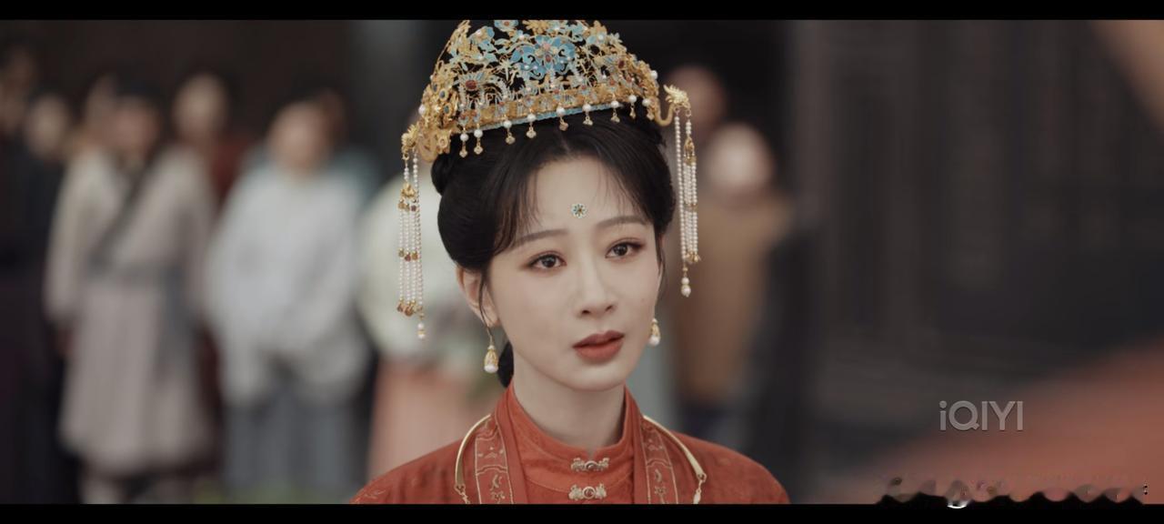 电视剧《家业》最新剧情中，李祯（杨紫饰）怎么也没想到，未婚夫田本昌（王梓豪饰）