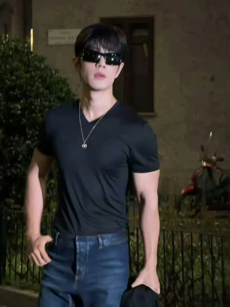 肖战的最新状态，确实看出来有在好好健身