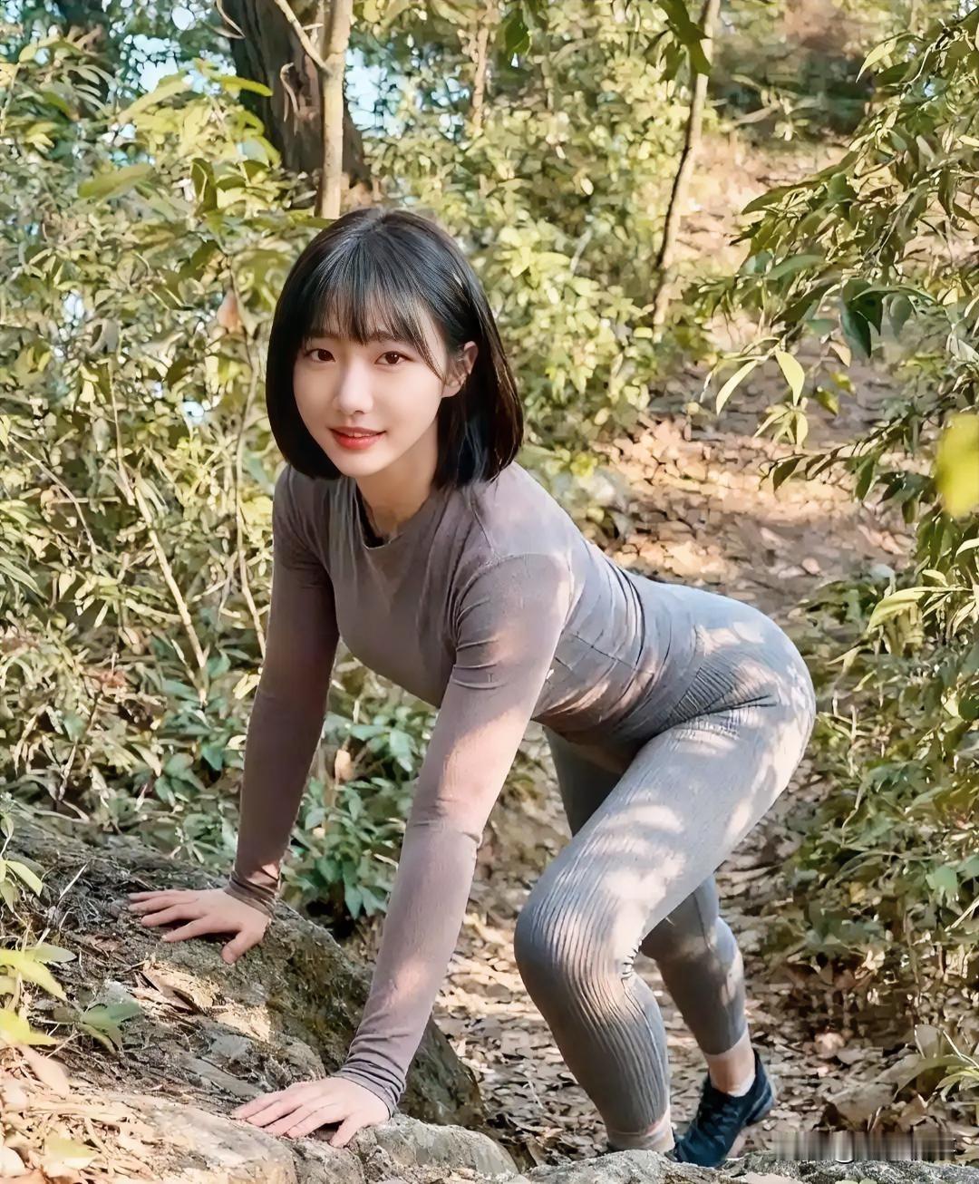 真是服了我同事了，好不容易调休休息，非要约我一起爬山，说这叫有氧运动。一定要多接