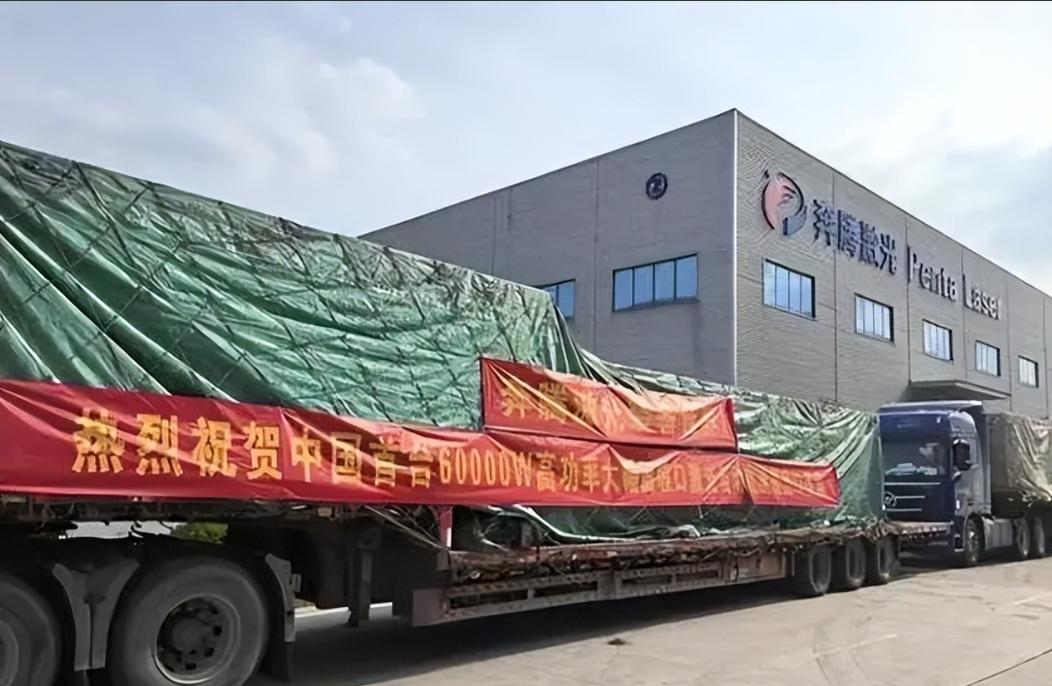 “这波操作,真让人无语!”2024年11月,就在中国严格实施高端技术出口管制背景