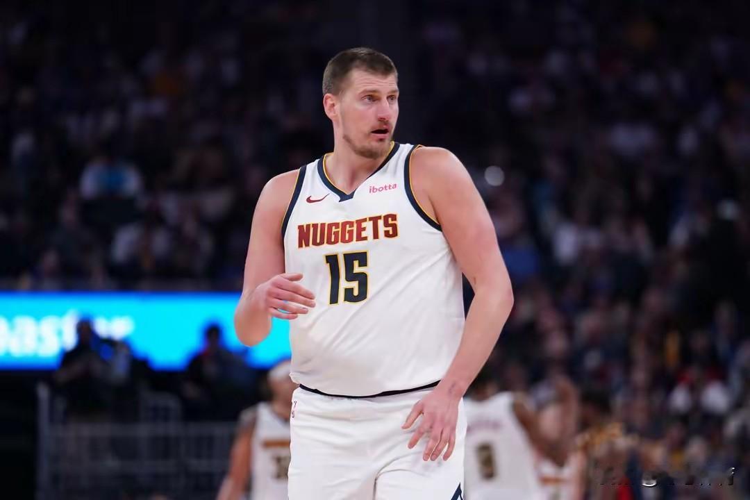 不管你信不信，现役NBA“大小王”和“四个2”就是他们:大王:约基奇(掘金)