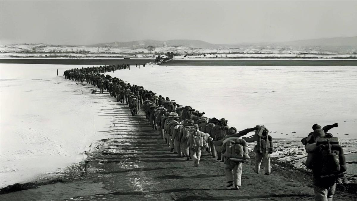 🌞1955年全军大授衔时，志愿军虽然已从朝鲜秘密撤出了大部分，但留驻的部队