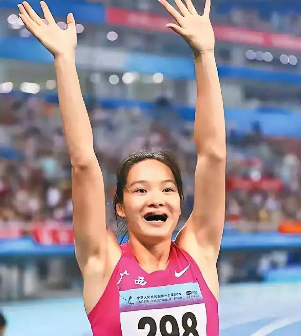 “亚洲女飞人”韦永丽一生有6大遗憾！1.从没拿过世界室内田径锦标赛icon女子6