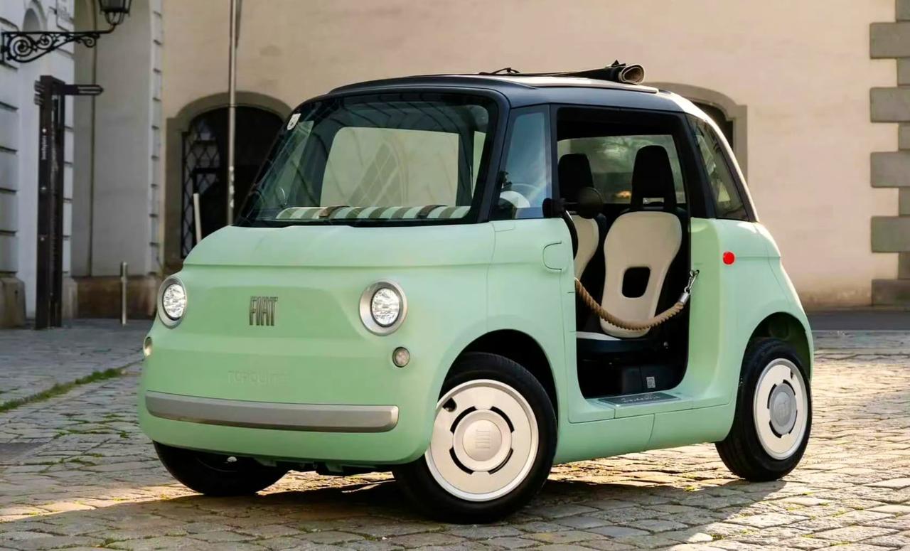 不开玩笑，这车国内上市我一定买。菲亚特Topolino（意大利语意为“小老鼠”