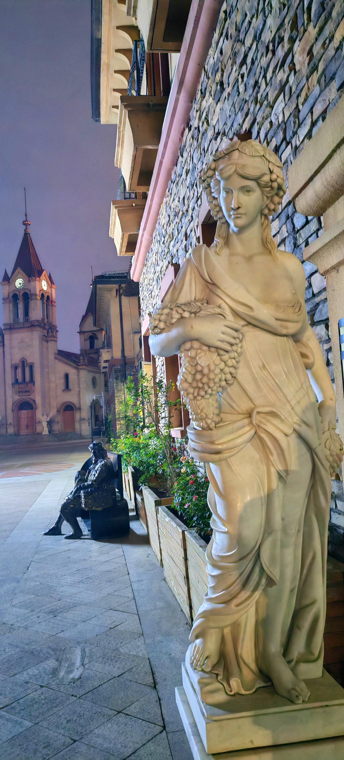 【西安的“小欧洲”，半天就能逛完的免费宝地⛪】如果你在西安想找个不累、不挤、不花