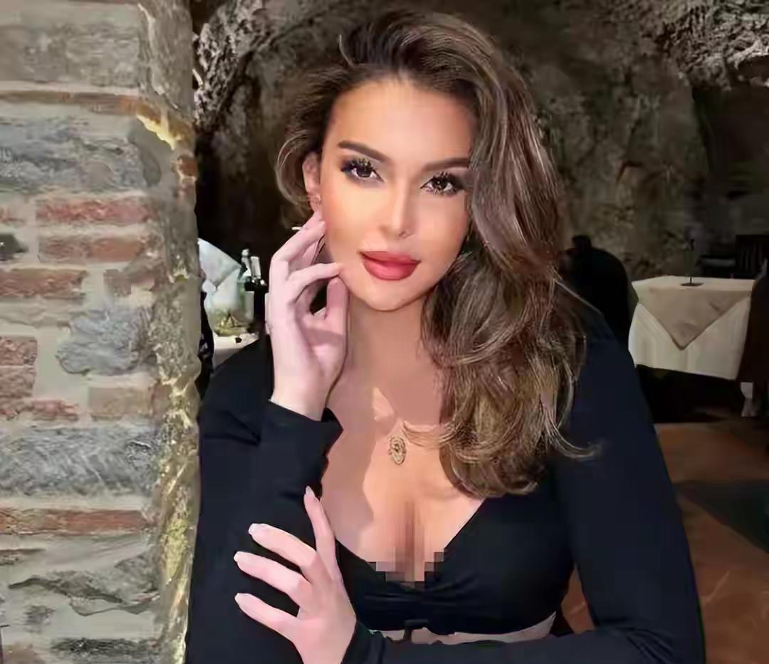 公开辱华，无疑是触碰了民族尊严的底线，必然要付出惨痛代价！取消冠军头衔不过是第一