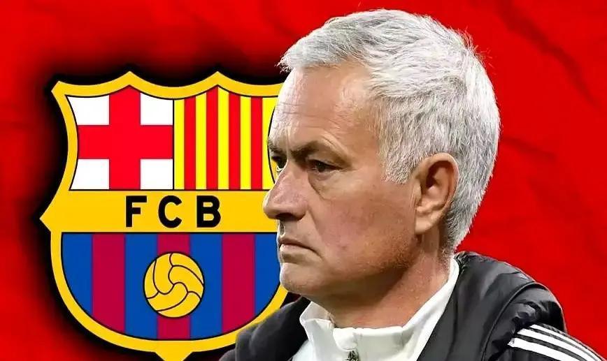 37岁老将，巴萨抢不动年薪一百万欧，巴萨嫌贵？不，是穆里尼奥一句话，把门堵