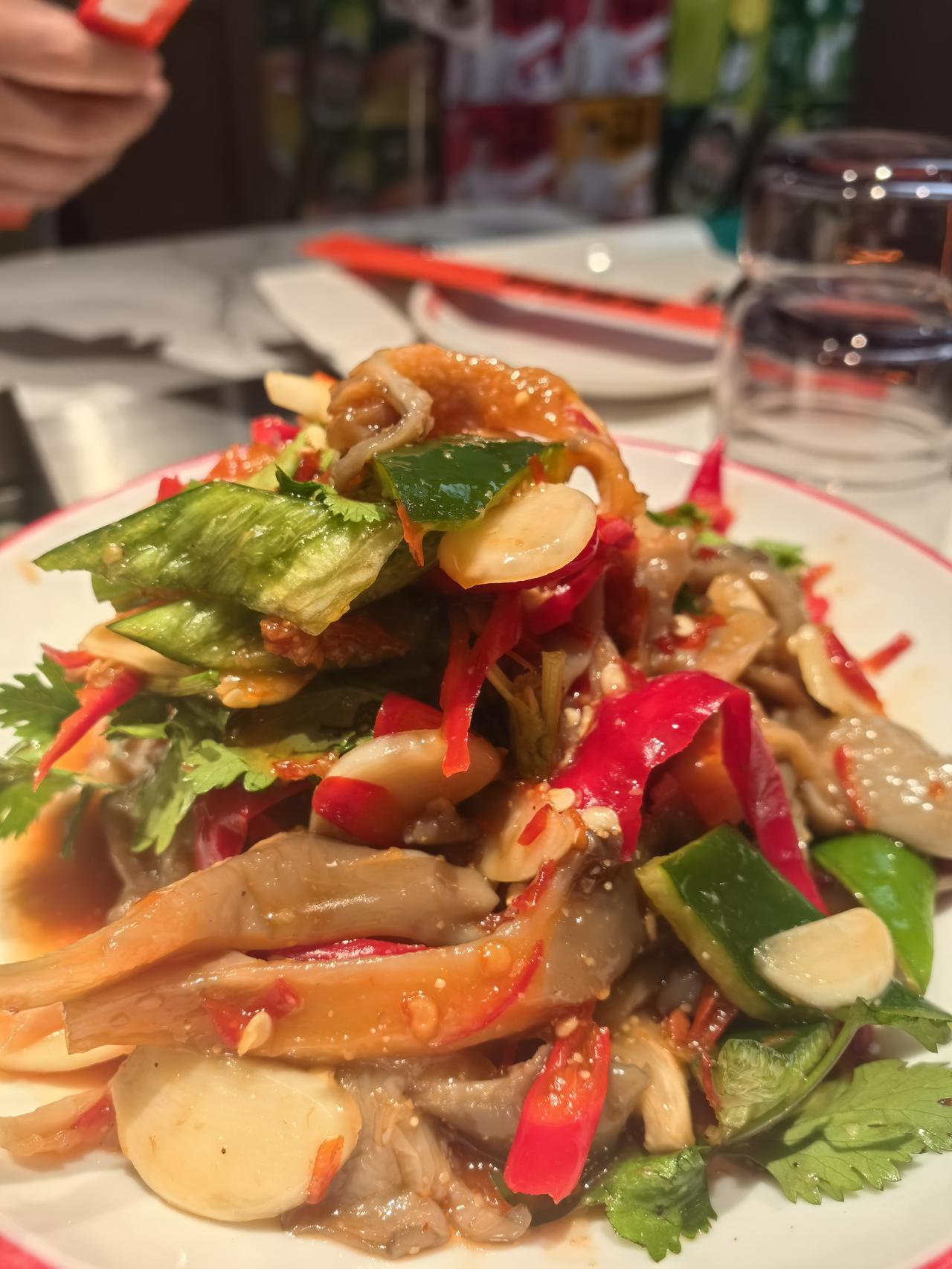 我对人生最大的感悟就是：知足我和老公在黑龙江县城生活，两个人年收入20多万